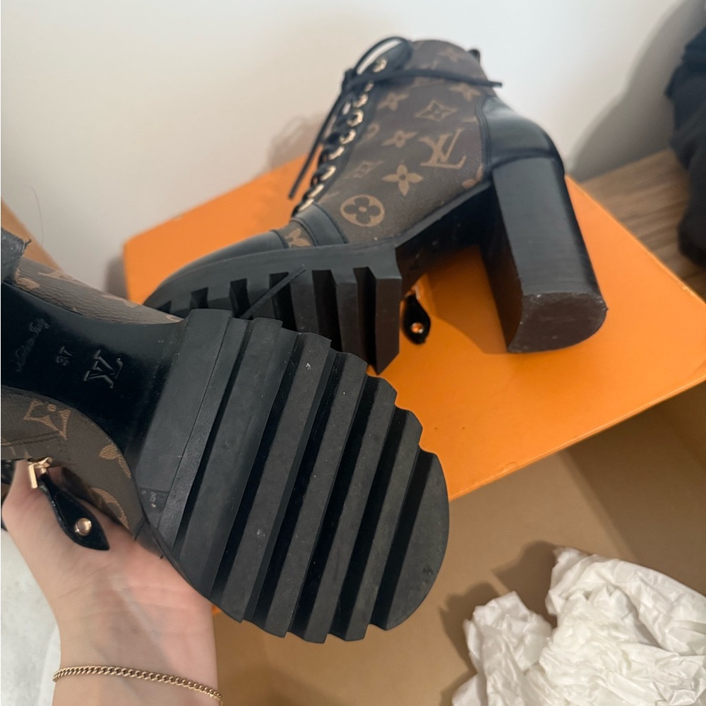 Louis Vuitton Black and Brown Lace-Up Boots - Picture 5 of 5